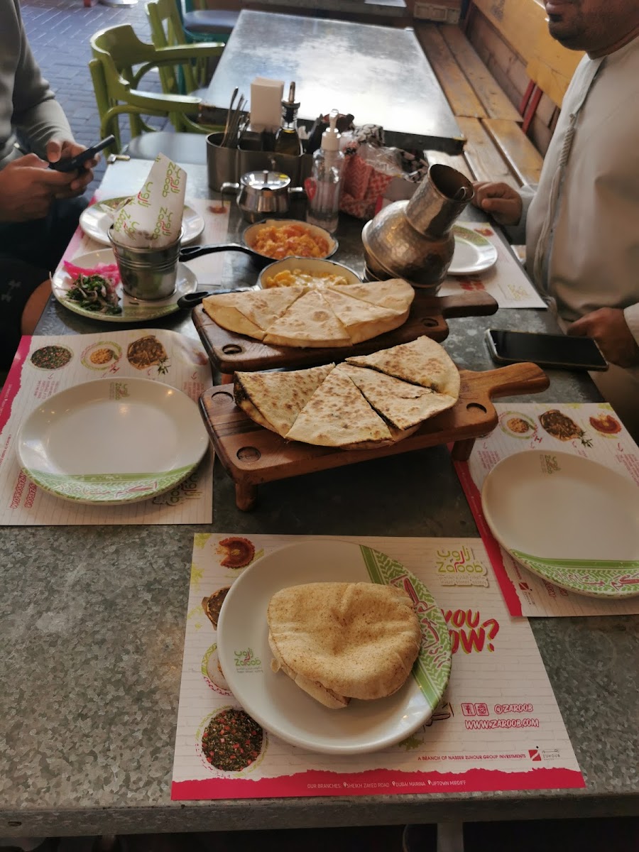Zaroob Restaurant - Sheikh Zayed Road-7