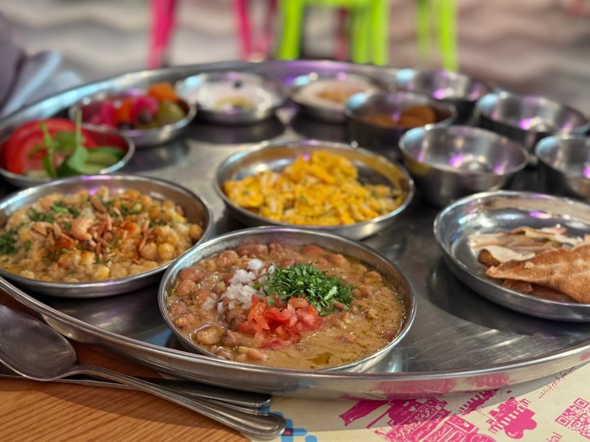 Zaroob Restaurant - Sheikh Zayed Road-8