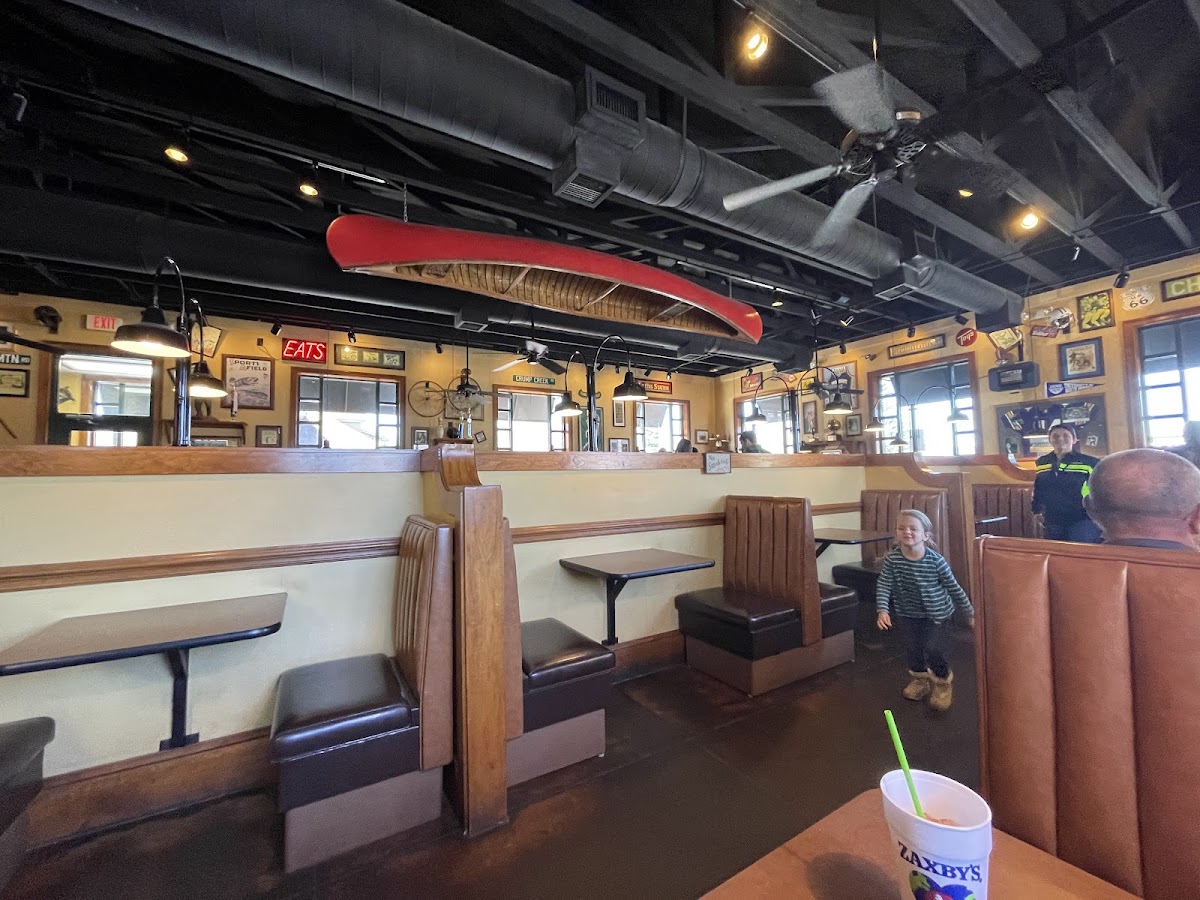 Zaxby's Chicken Fingers & Buffalo Wings Blairsville-8