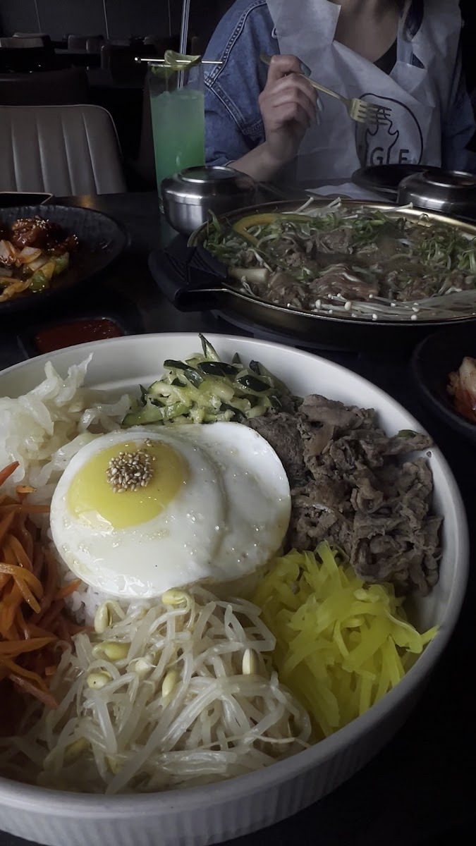 Zigle Korean Bulgogi Restaurant-2