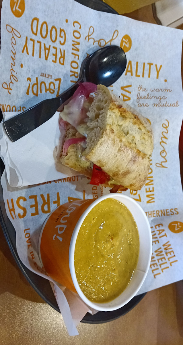 Zoup! Eatery-8