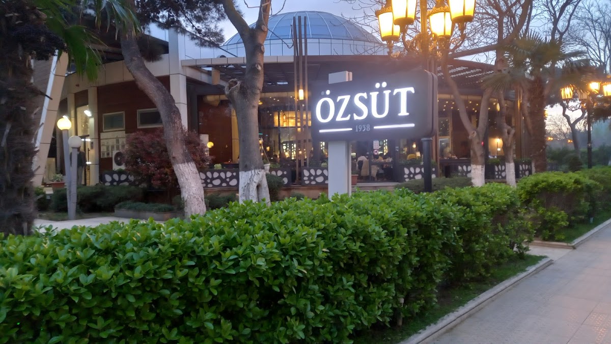Özsüt Cafe & Restaurant