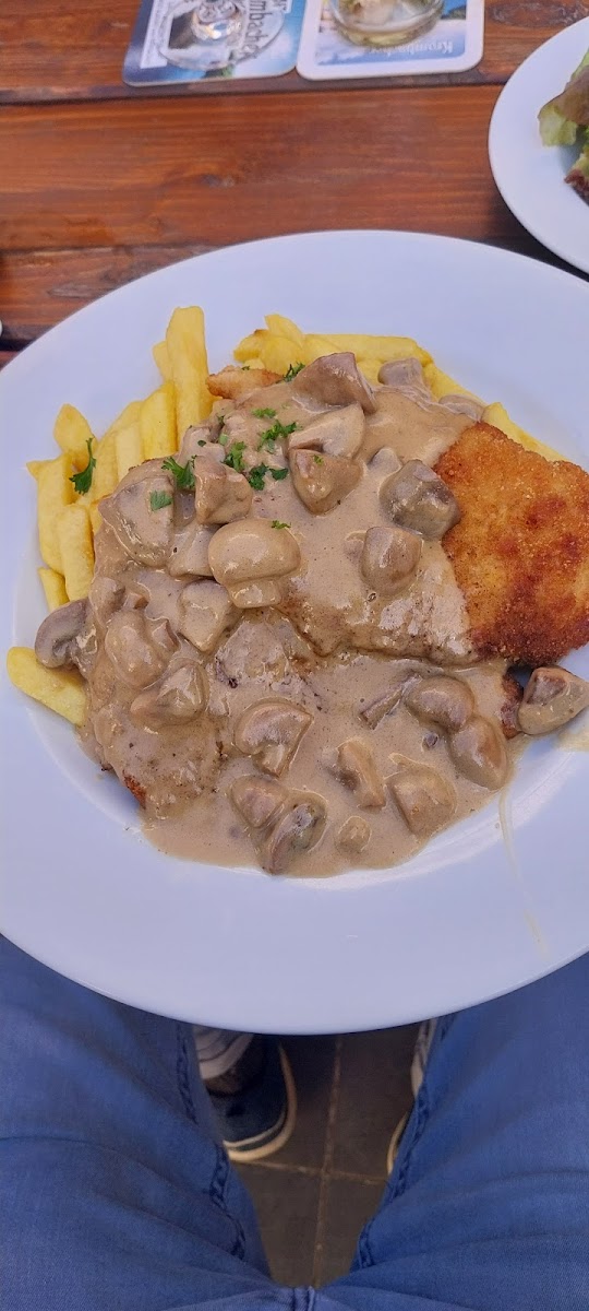 Zur Alten Töpferei -Gulasch Restaurant & Veranstaltungs- Gmbh-6