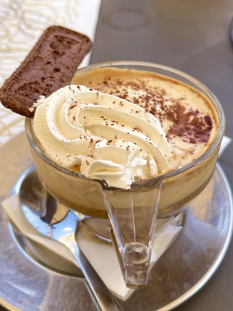 Zurro Ice Cream Bar & Food-2