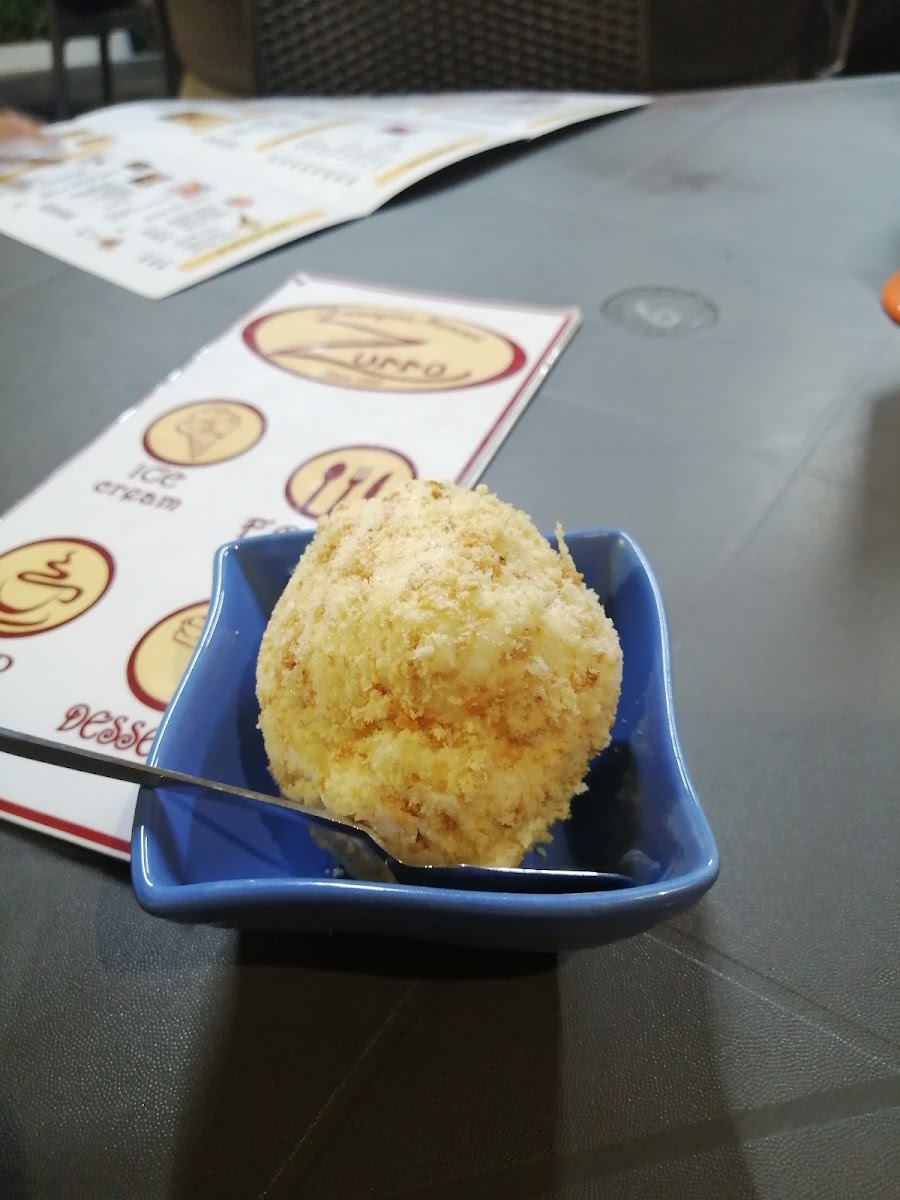 Zurro Ice Cream Bar & Food-5