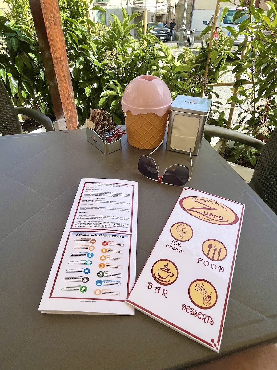 Menu Zurro Ice Cream Bar & Food-8