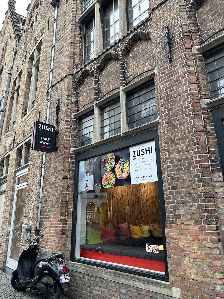 Zushi Sushi Bar-4